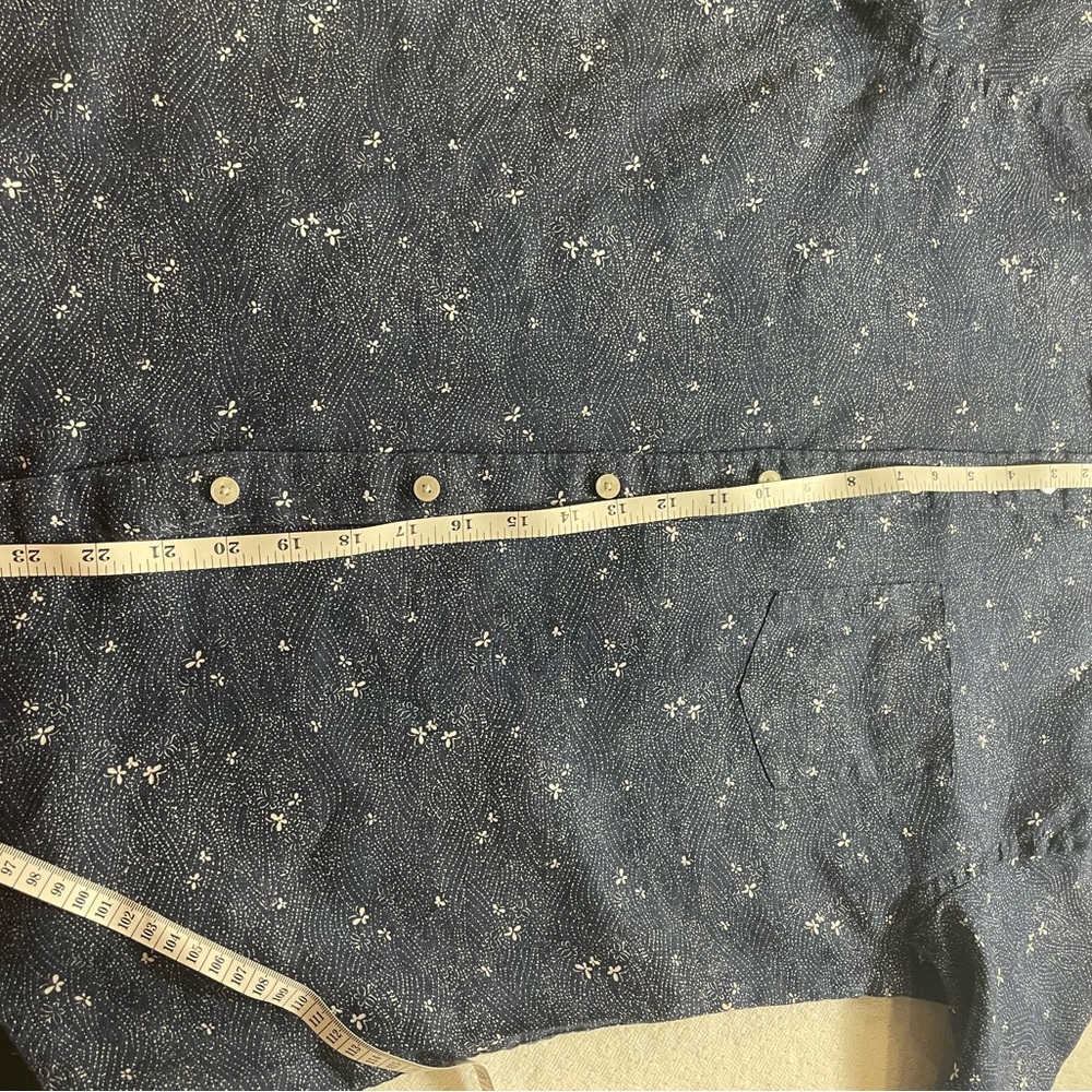 UNTUCKit Slim fit Medium Navy short sleeve button down 100% Linen small print - Picture 6 of 9